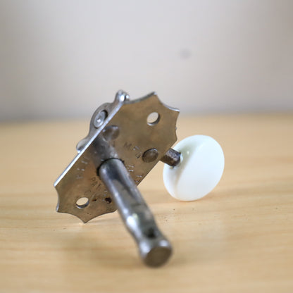 (1) Vintage Kluson Vintage Tuner Treble Side Chicago Pat #