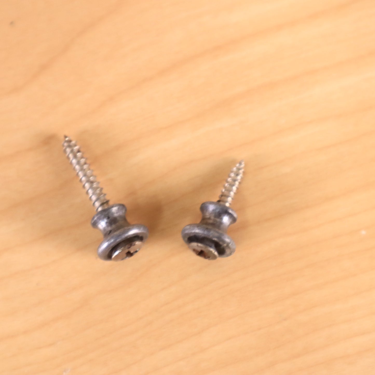 1984 Gibson Spirit Strap buttons Set Pair