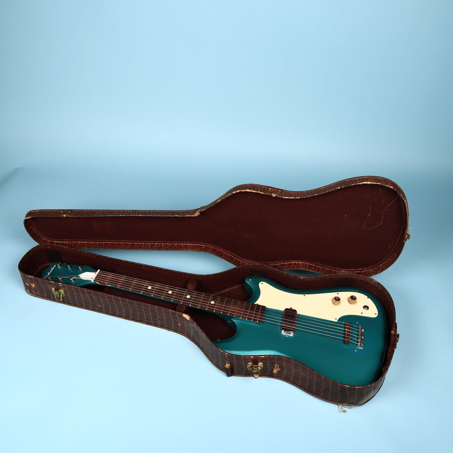 Vintage Silvertone (Kay) 1413L Alligator Chipboard Case