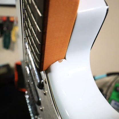 Squier Vintage Modified Surf Stratocaster Sonic Blue Rosewood Guitar Lipstick