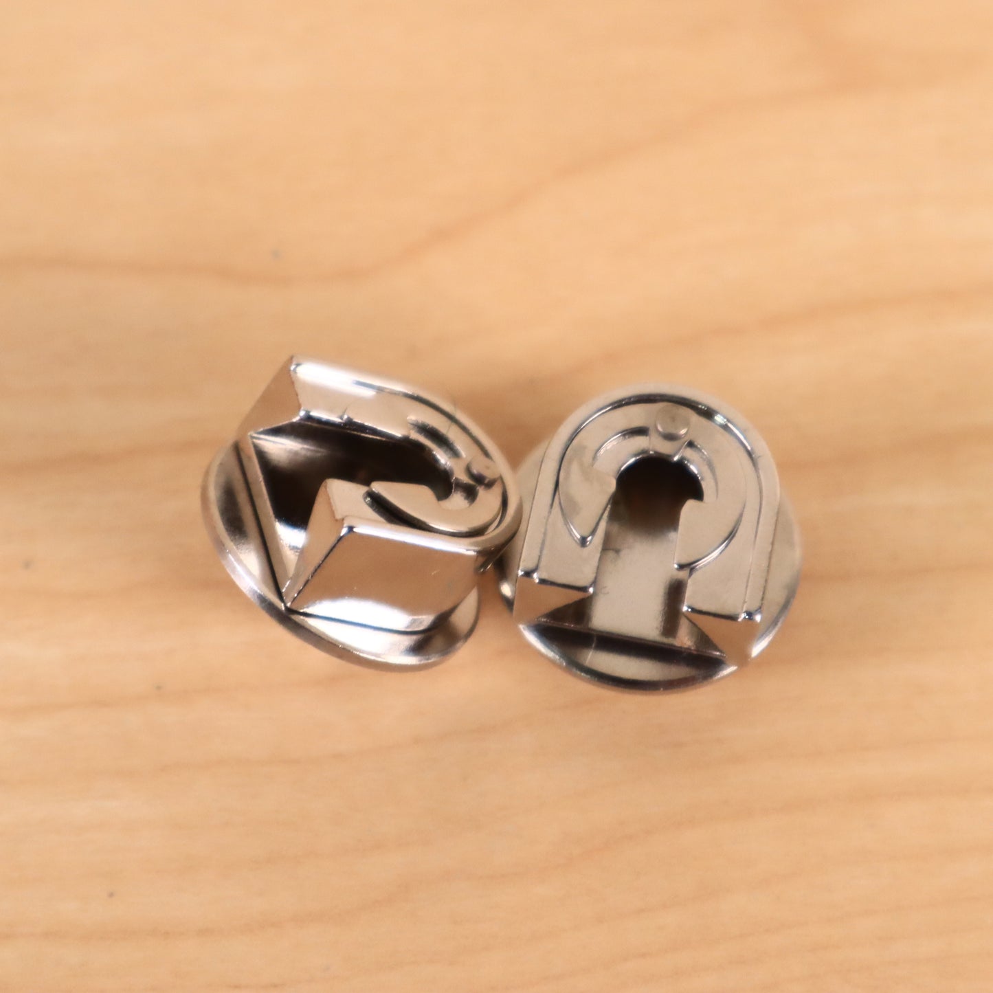 Epiphone Les Paul Custom Guitar Locking Strap Buttons Pair of Two Silver