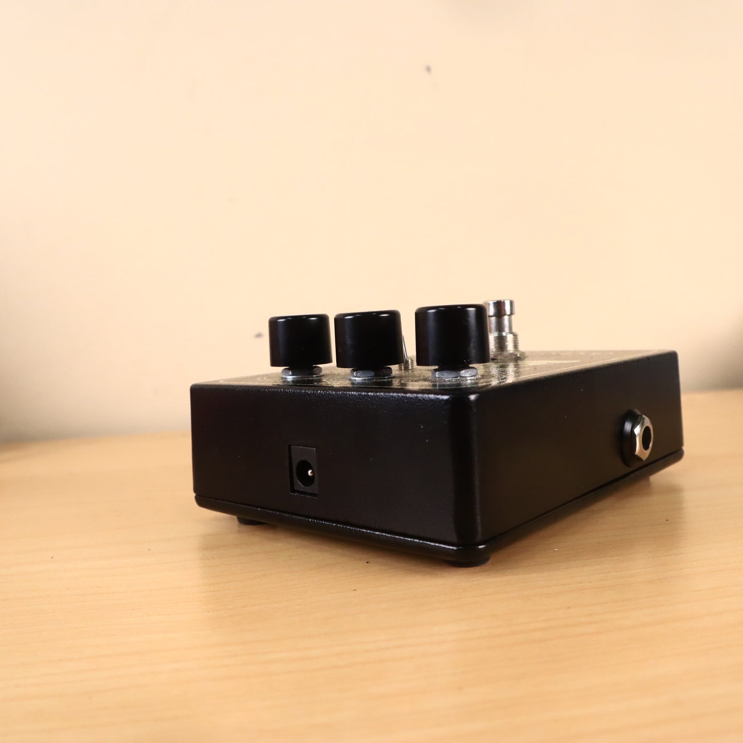 Electro-Harmonix Good Vibes Modulator Pedal