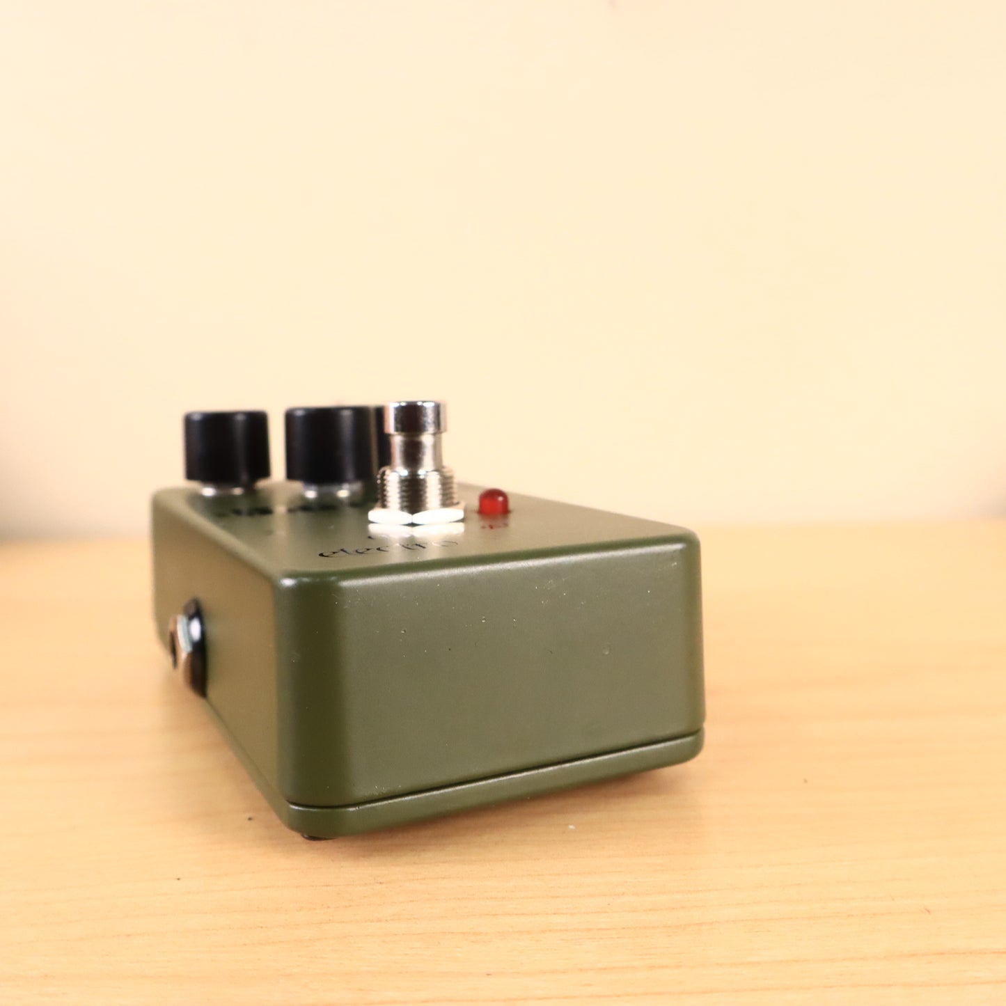 Electro-Harmonix EHX Nano Green Russian Big Muff Pi Fuzz Pedal