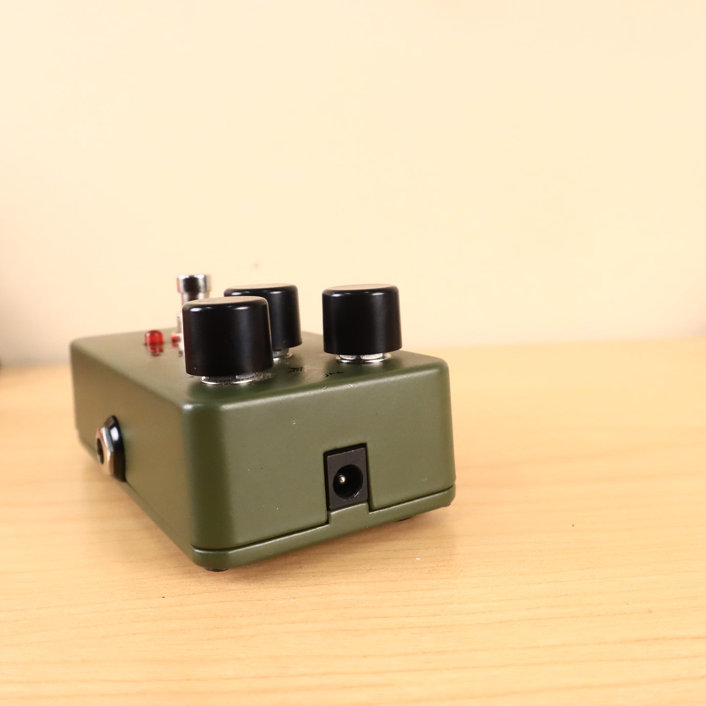 Electro-Harmonix EHX Nano Green Russian Big Muff Pi Fuzz Pedal