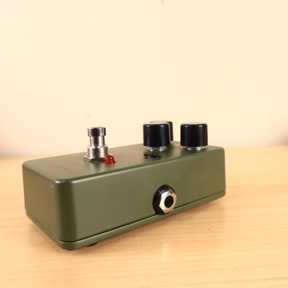 Electro-Harmonix EHX Nano Green Russian Big Muff Pi Fuzz Pedal