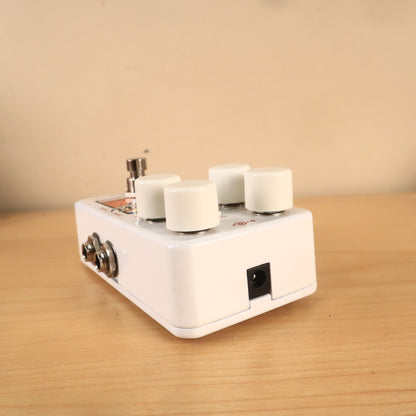 Electro-Harmonix Canyon Delay & Looper Pedal