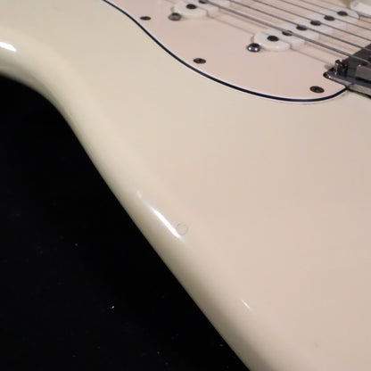 1989 Fender Stratocaster USA American White Electric Guitar