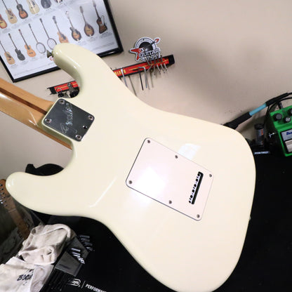 1989 Fender Stratocaster USA American White Electric Guitar