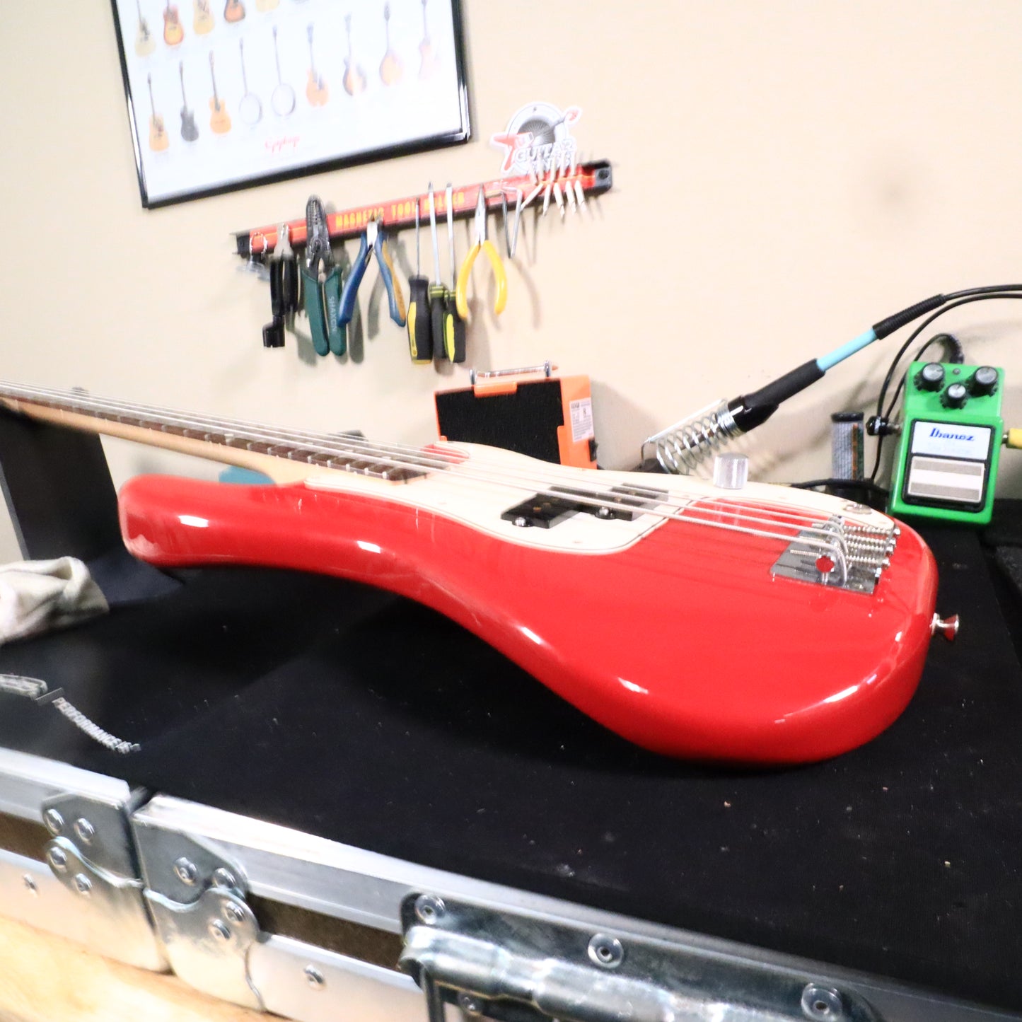 2006 Fender Bass Jr. Ferrari Red Short Scale MIM RARE Bass Guitar