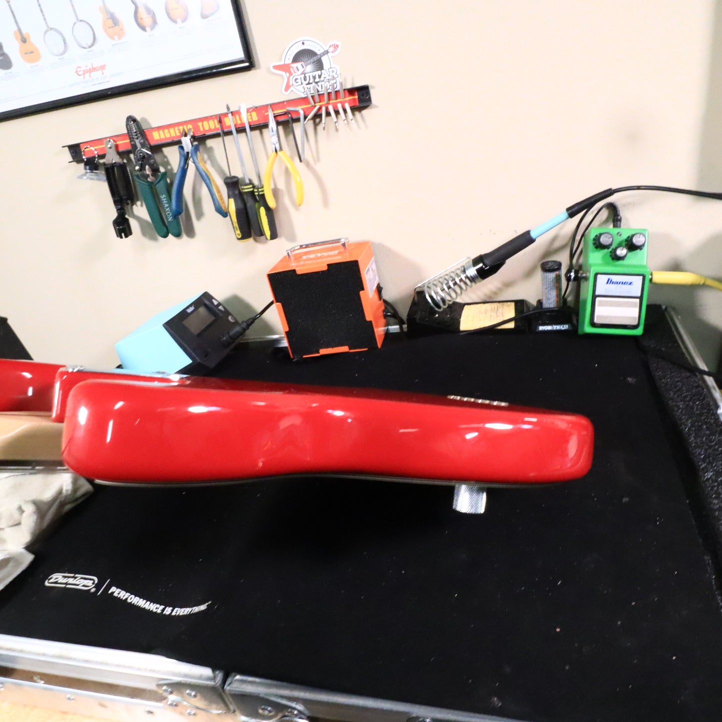 2006 Fender Bass Jr. Ferrari Red Short Scale MIM RARE Bass Guitar