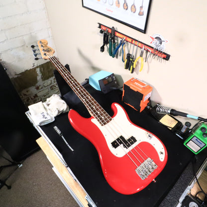 2006 Fender Bass Jr. Ferrari Red Short Scale MIM RARE Bass Guitar