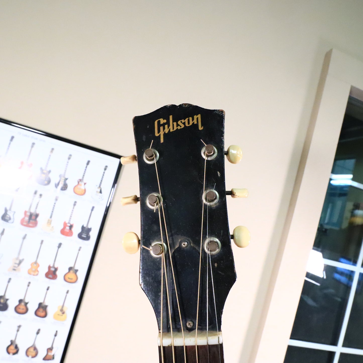 1963 Gibson LG-1 Acoustic Vintage Guitar