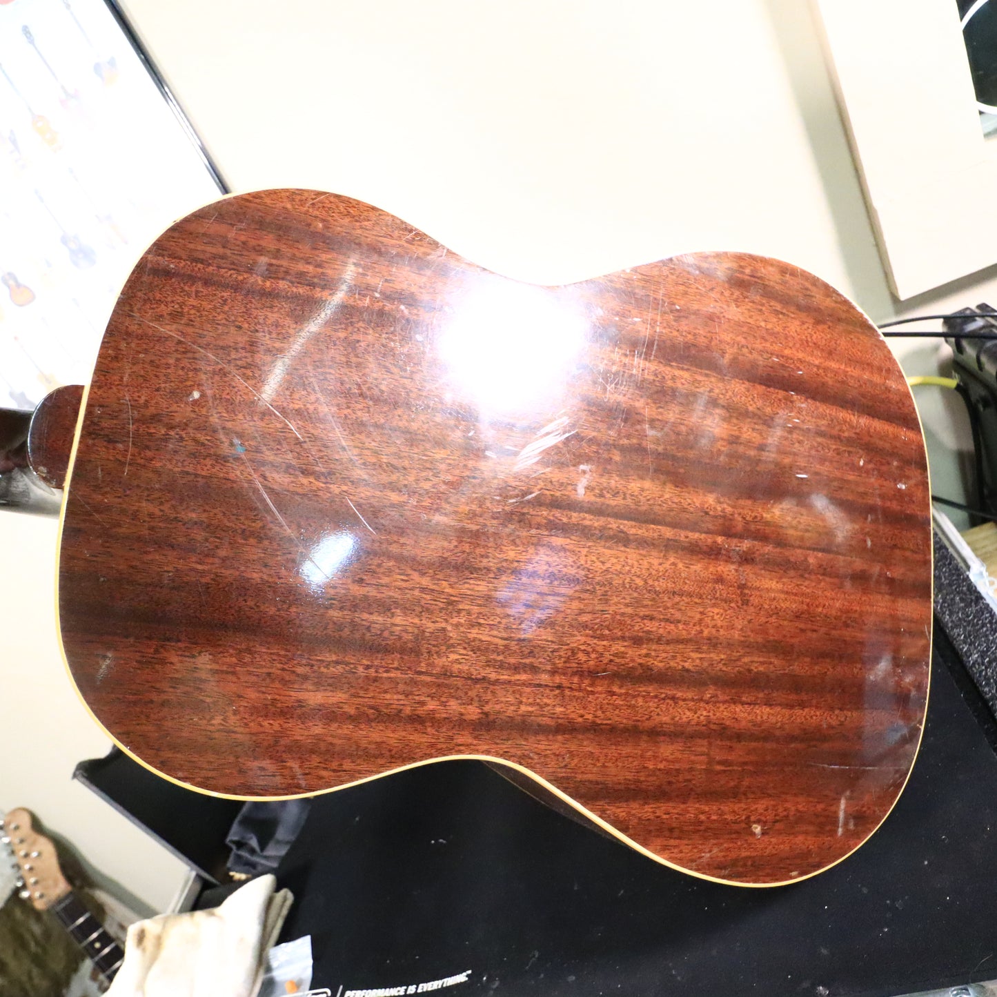 1963 Gibson LG-1 Acoustic Vintage Guitar