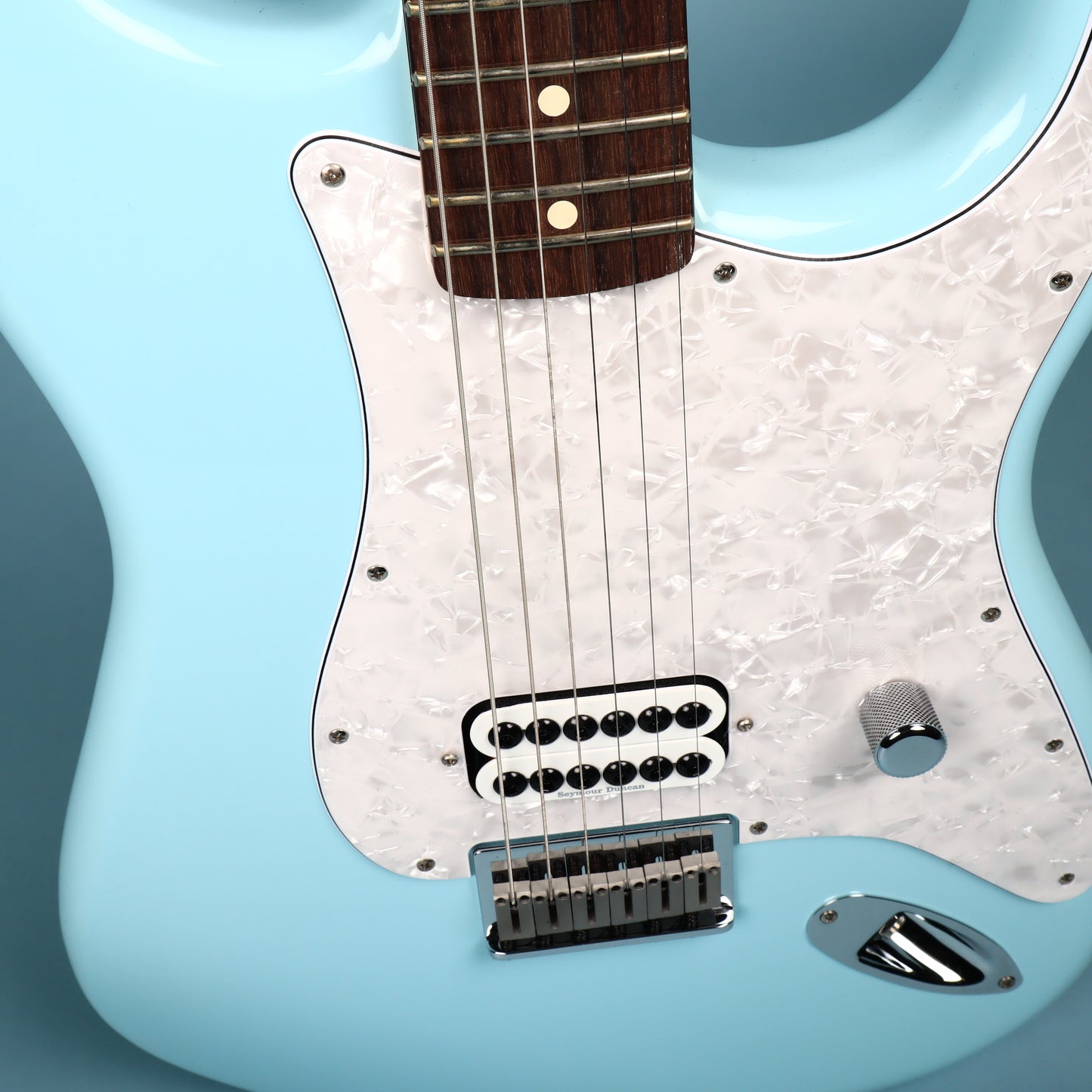 2023 Fender Limited Edition Tom DeLonge Strat Guitar Daphne Blue