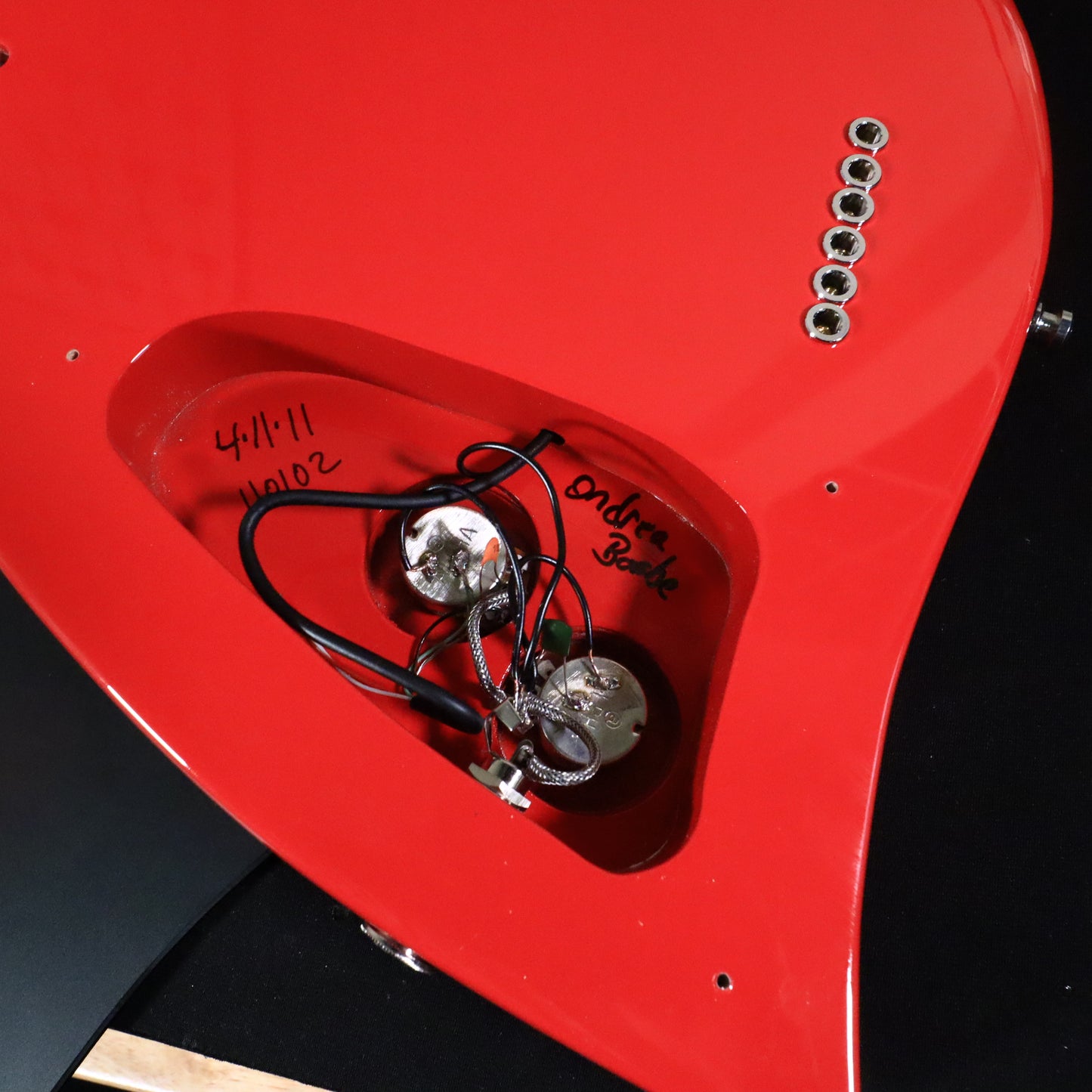 2002 G. Muenzler Heart USA Made NYC Electric Guitar