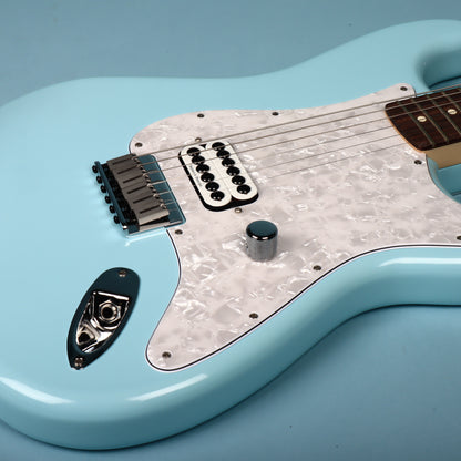 2023 Fender Limited Edition Tom DeLonge Strat Guitar Daphne Blue