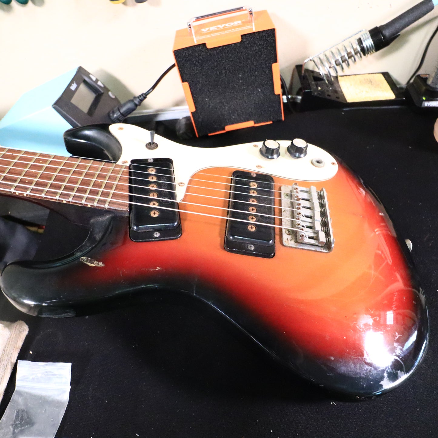 Mosrite Mini Ventures Electric Guitar Made in Japan