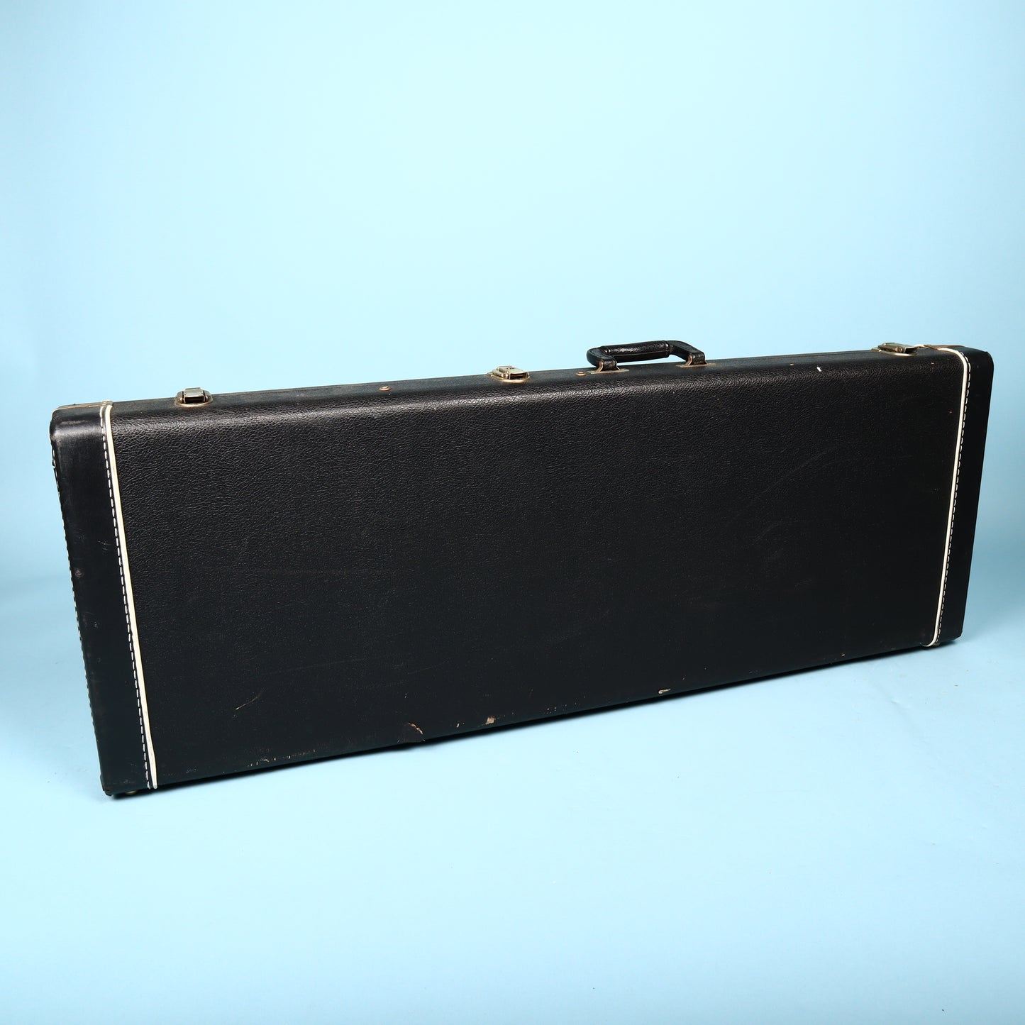 Original Vintage Kramer Hard Case Made In Canada