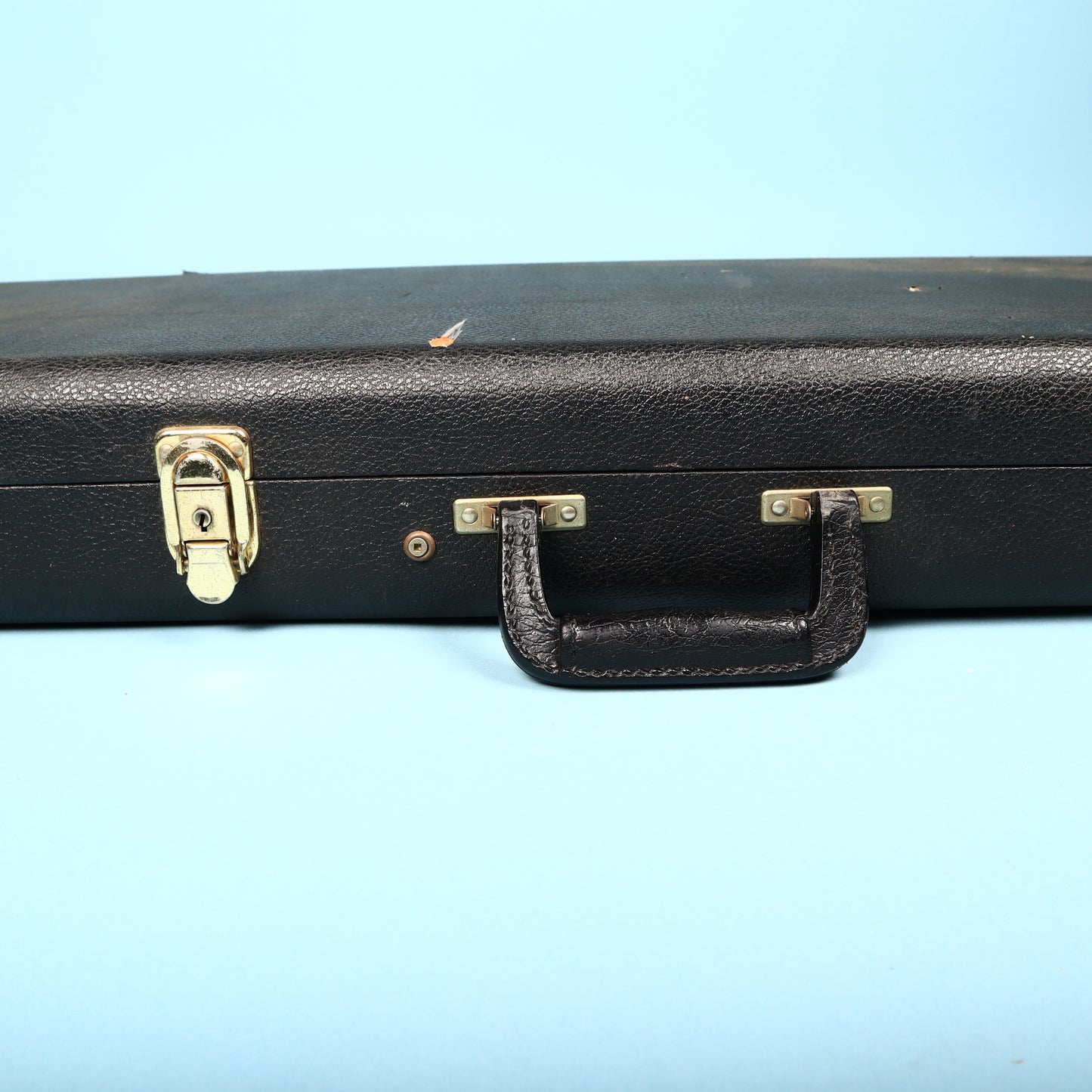 Original Vintage Kramer Hard Case Made In Canada