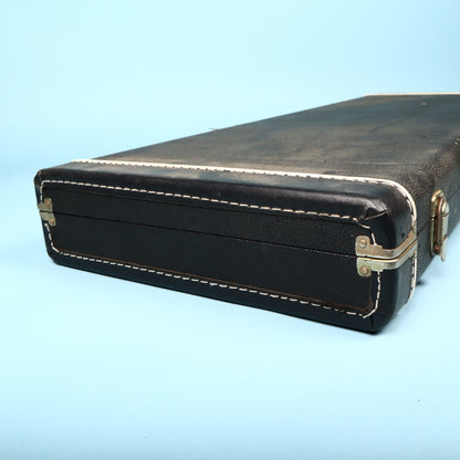 Original Vintage Kramer Hard Case Made In Canada