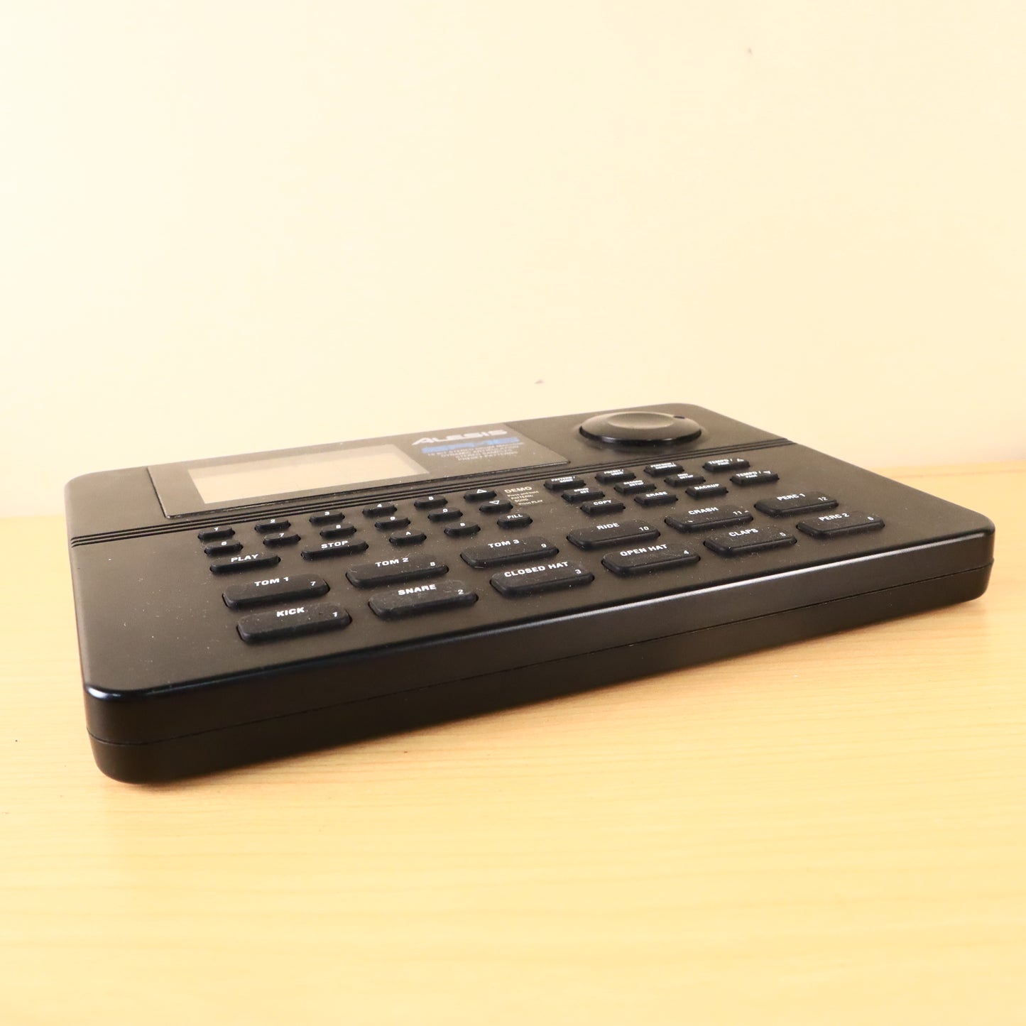 Alesis SR-16 16-Bit Stereo Drum Machine