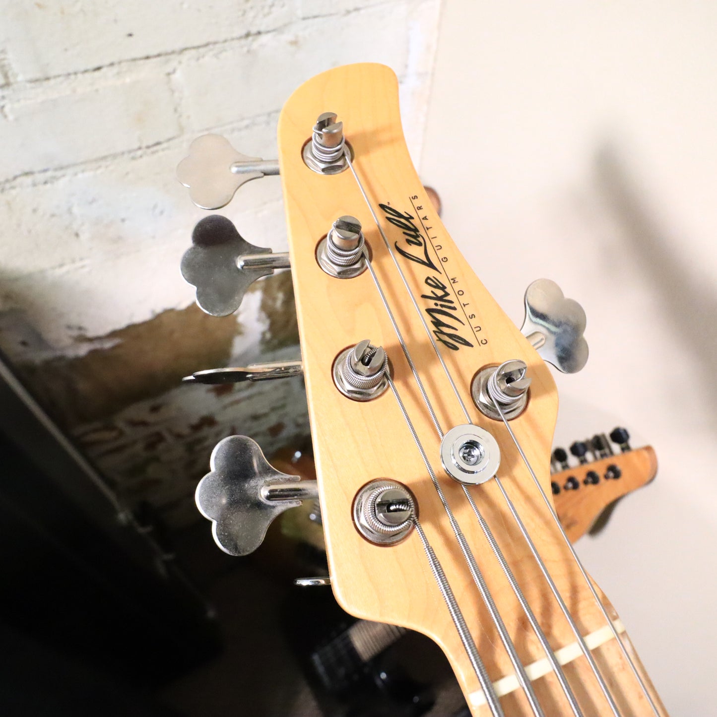 Mike Lull M5V Jazz Electric Bass 5 String Lake Placid Blue