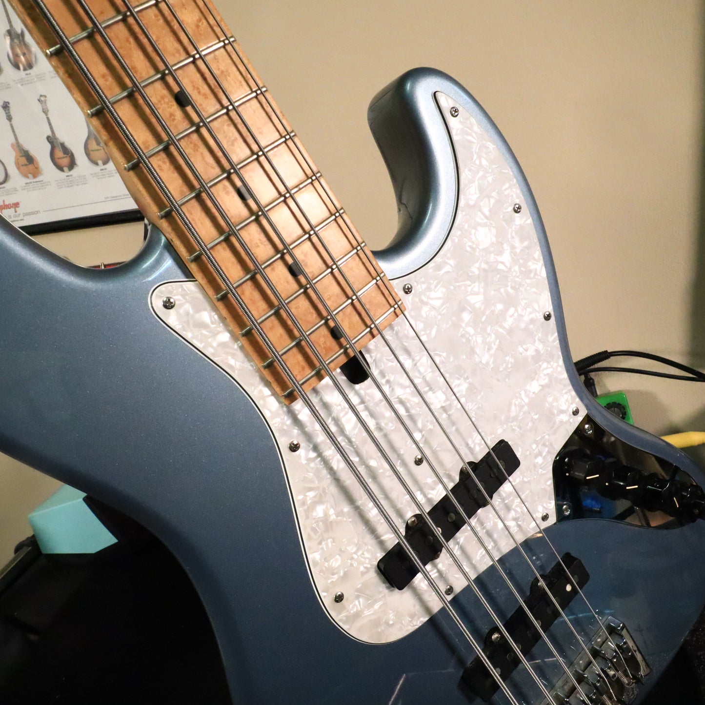 Mike Lull M5V Jazz Electric Bass 5 String Lake Placid Blue