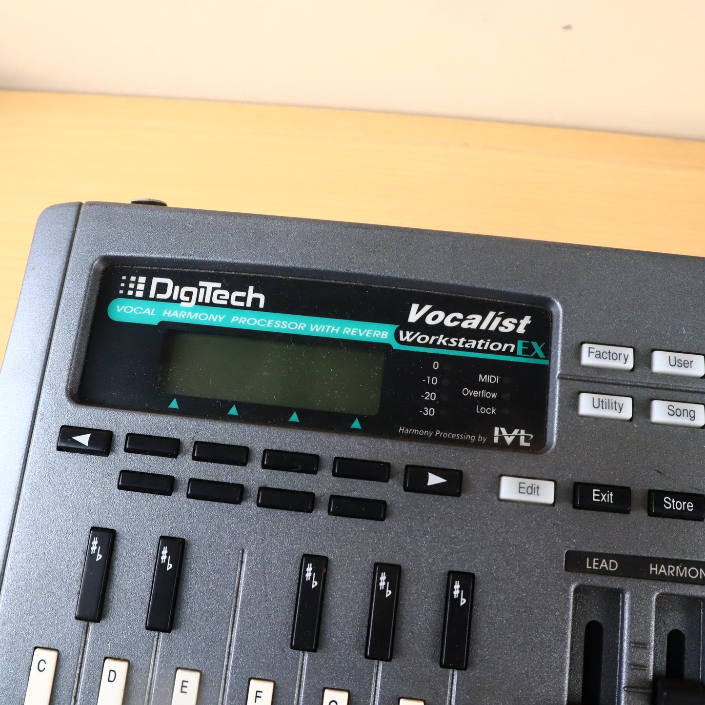 DigiTech Vocalist Workstation EX Harmony Processor
