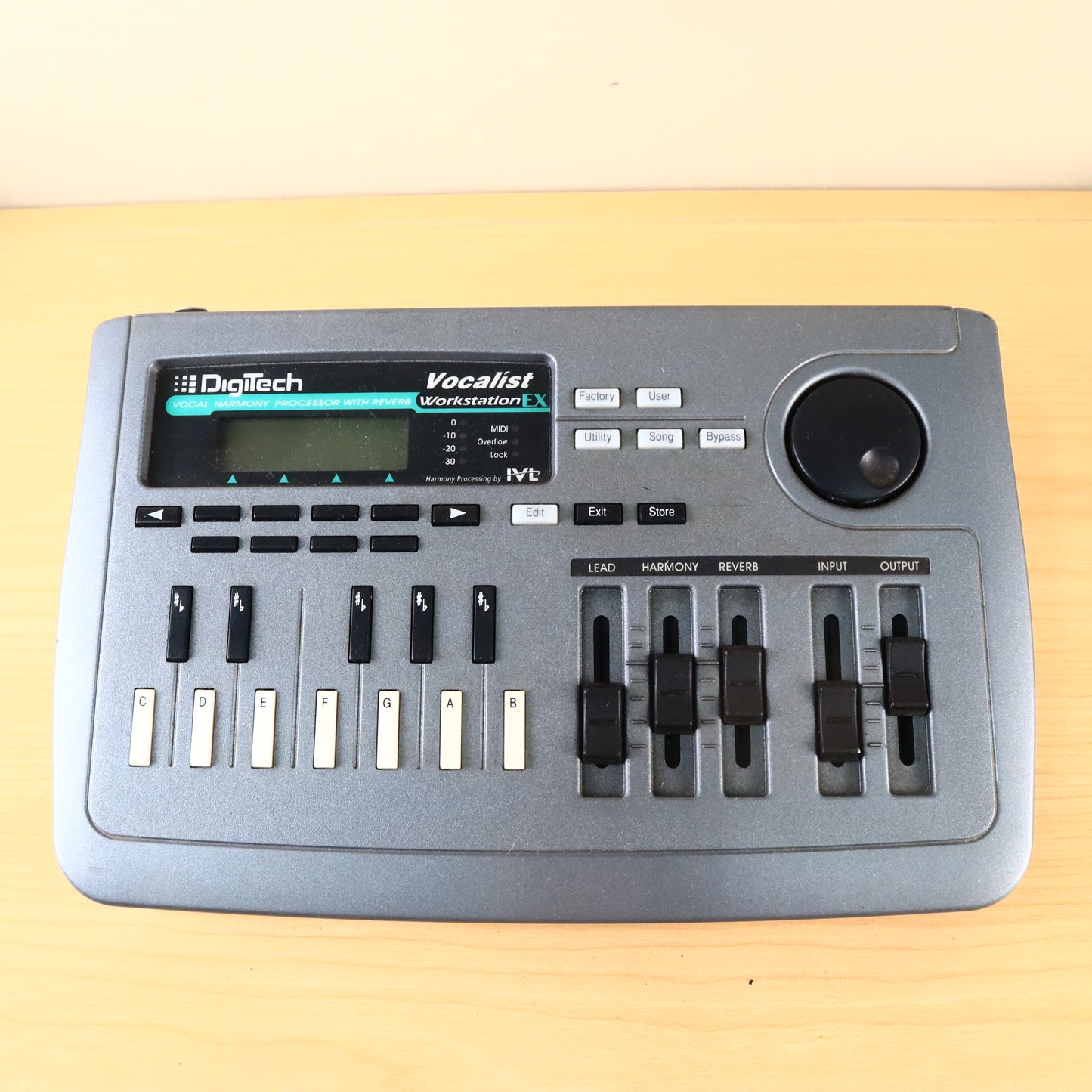 DigiTech Vocalist Workstation EX Harmony Processor