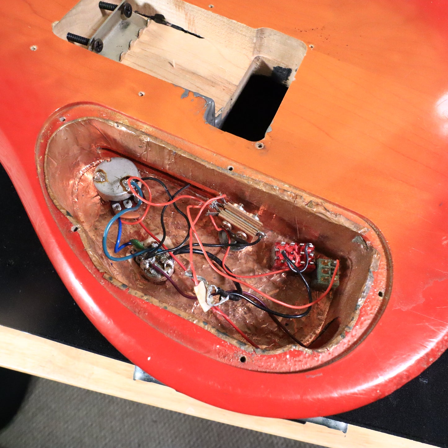 Carvin DC-127 1992 Husk Guitar Body Project U*Fix