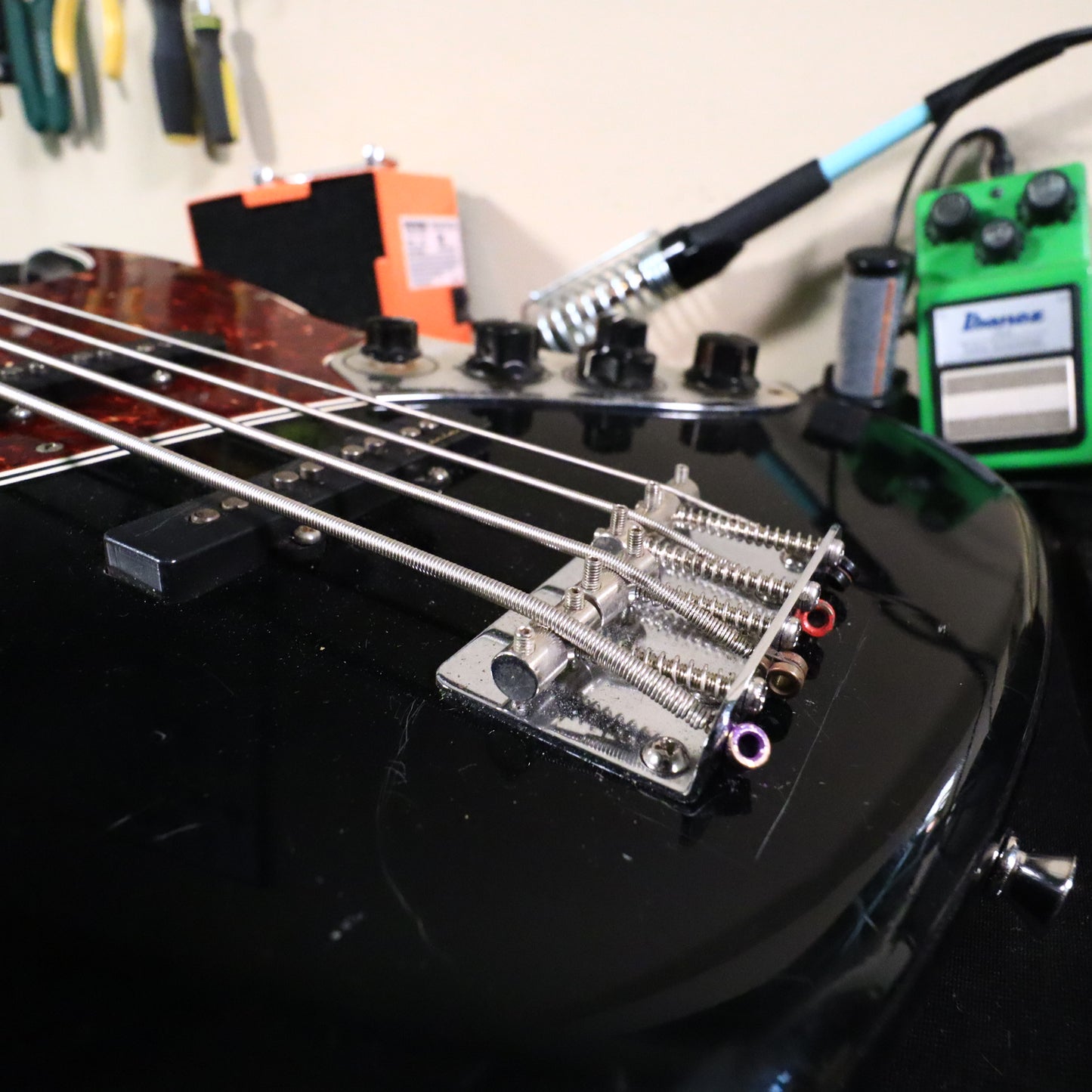 2011 Fender Jazz Bass Deluxe Active Rosewood MIM Guitar