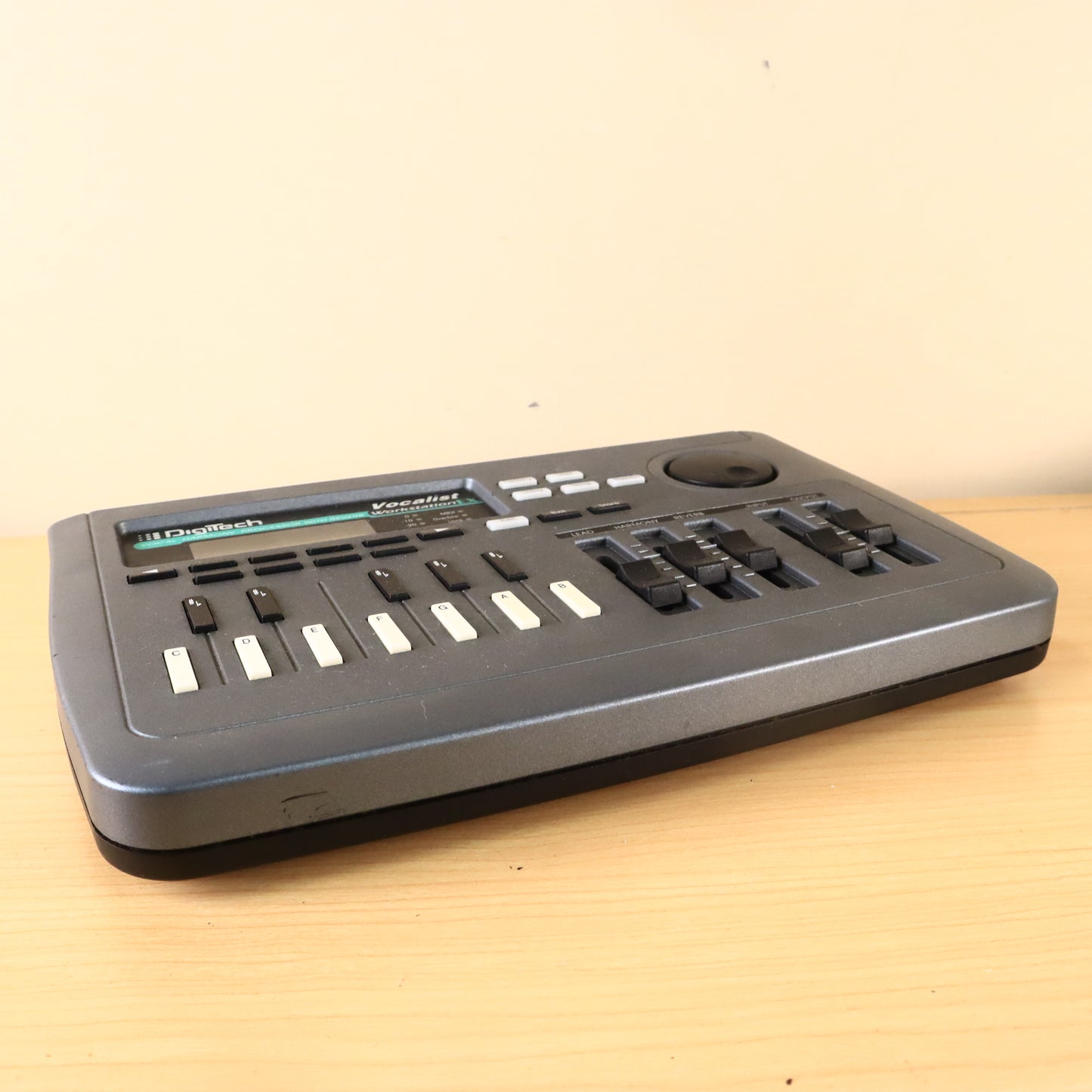 DigiTech Vocalist Workstation EX Harmony Processor