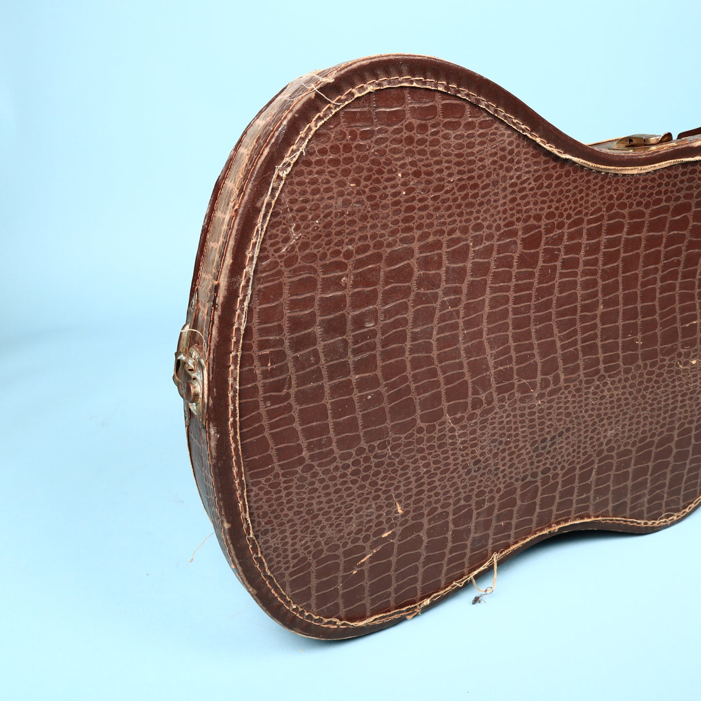Vintage Silvertone (Kay) 1413L Alligator Chipboard Case