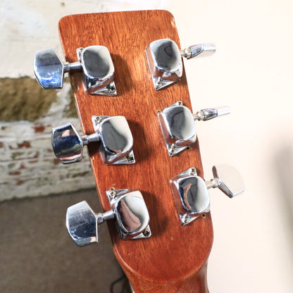 Guitarra acústica vintage Alvarez 5220 de los 90