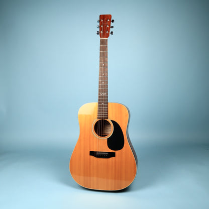 Guitarra acústica vintage Alvarez 5220 de los 90