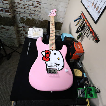 Squier by Fender Limited Edition Hello Kitty Stratocaster Pink