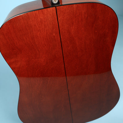 Guitarra acústica vintage Alvarez 5220 de los 90
