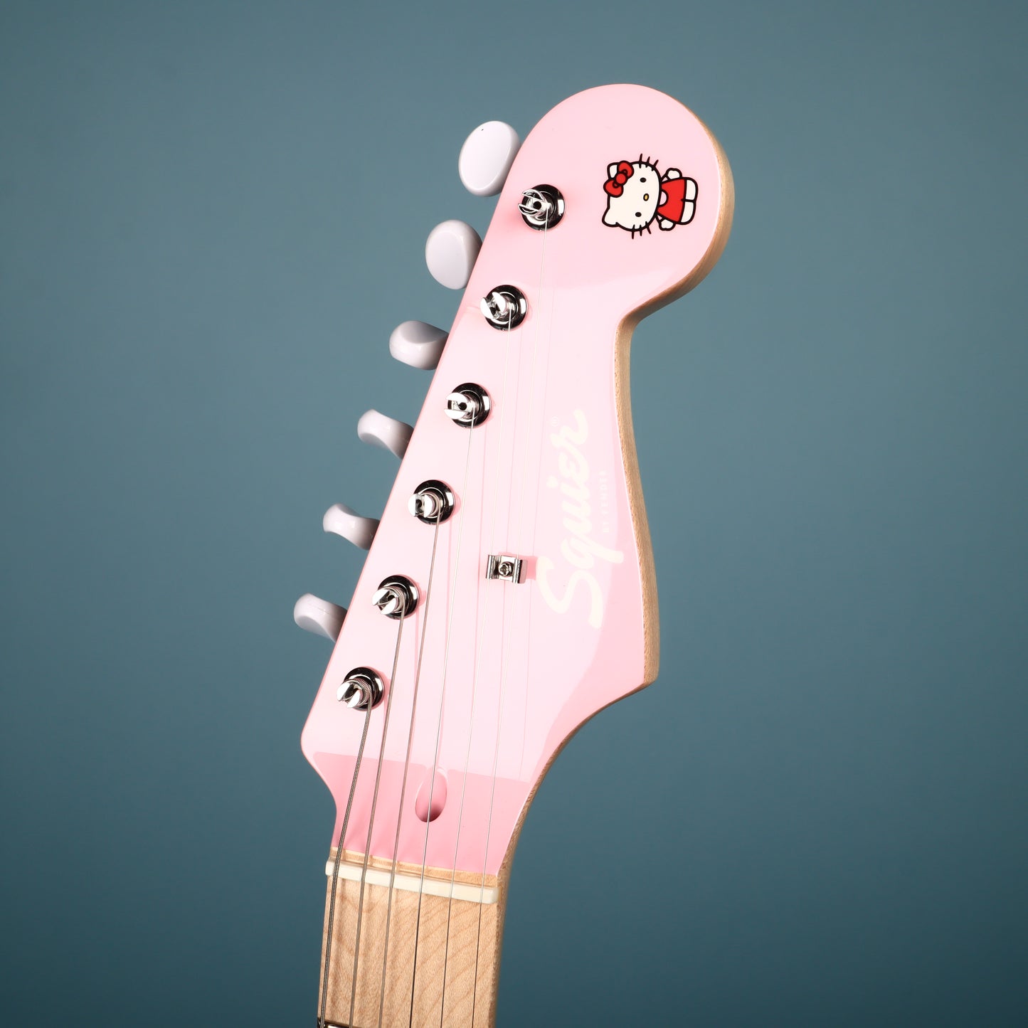 Squier by Fender Limited Edition Hello Kitty Stratocaster Pink