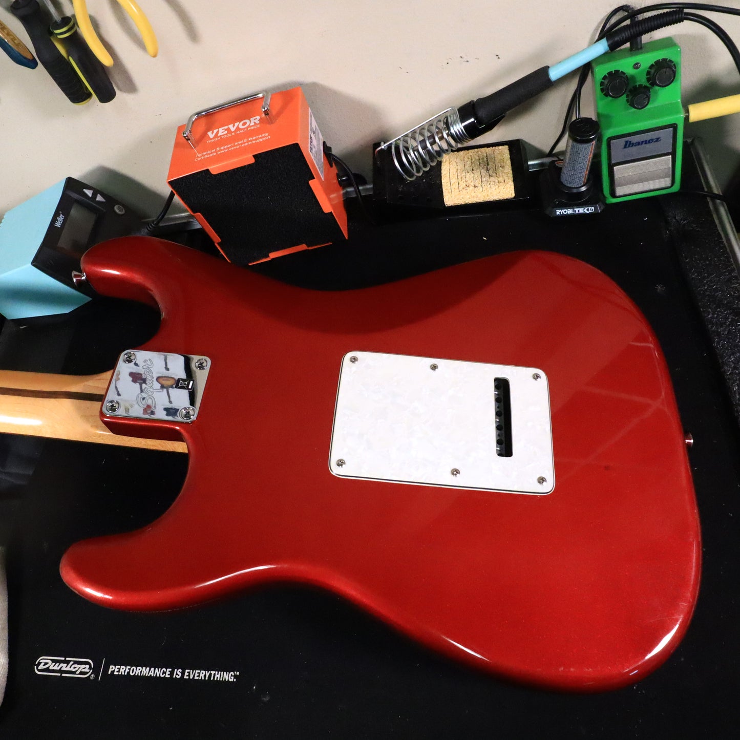2013 Squier Vintage Modified Surf Stratocaster Metallic Red