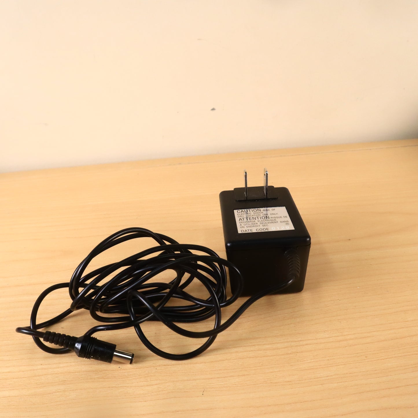 Boss ACA-120G 9v 250mA Guitar Effect Pedal Original OEM Power Supply ACA Adapter