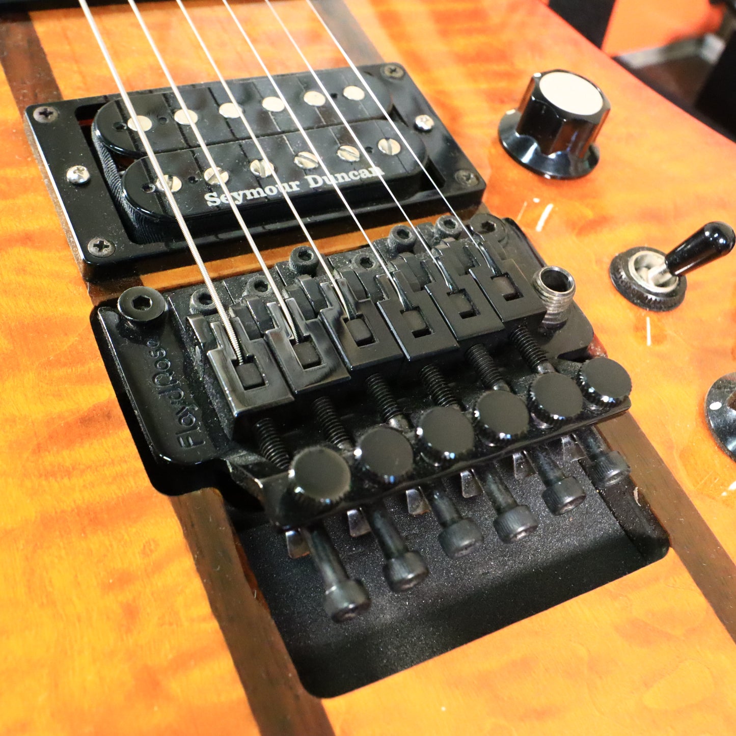 2008 B.C. Rich Mockingbird ST Floyd Rose Electric Guitar Honey Burst