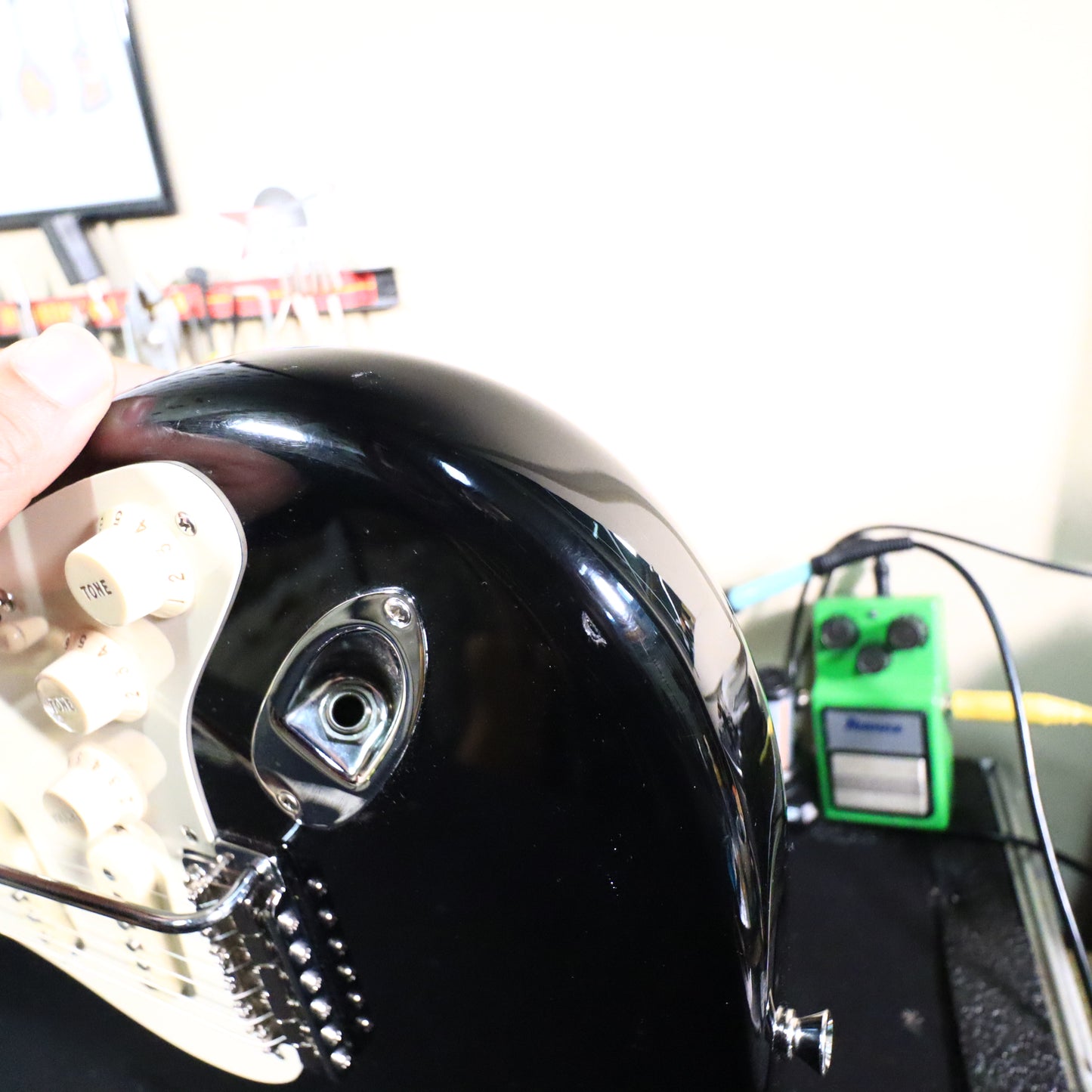 2018 Fender Eric Johnson Maple Neck Stratocaster Black Guitar