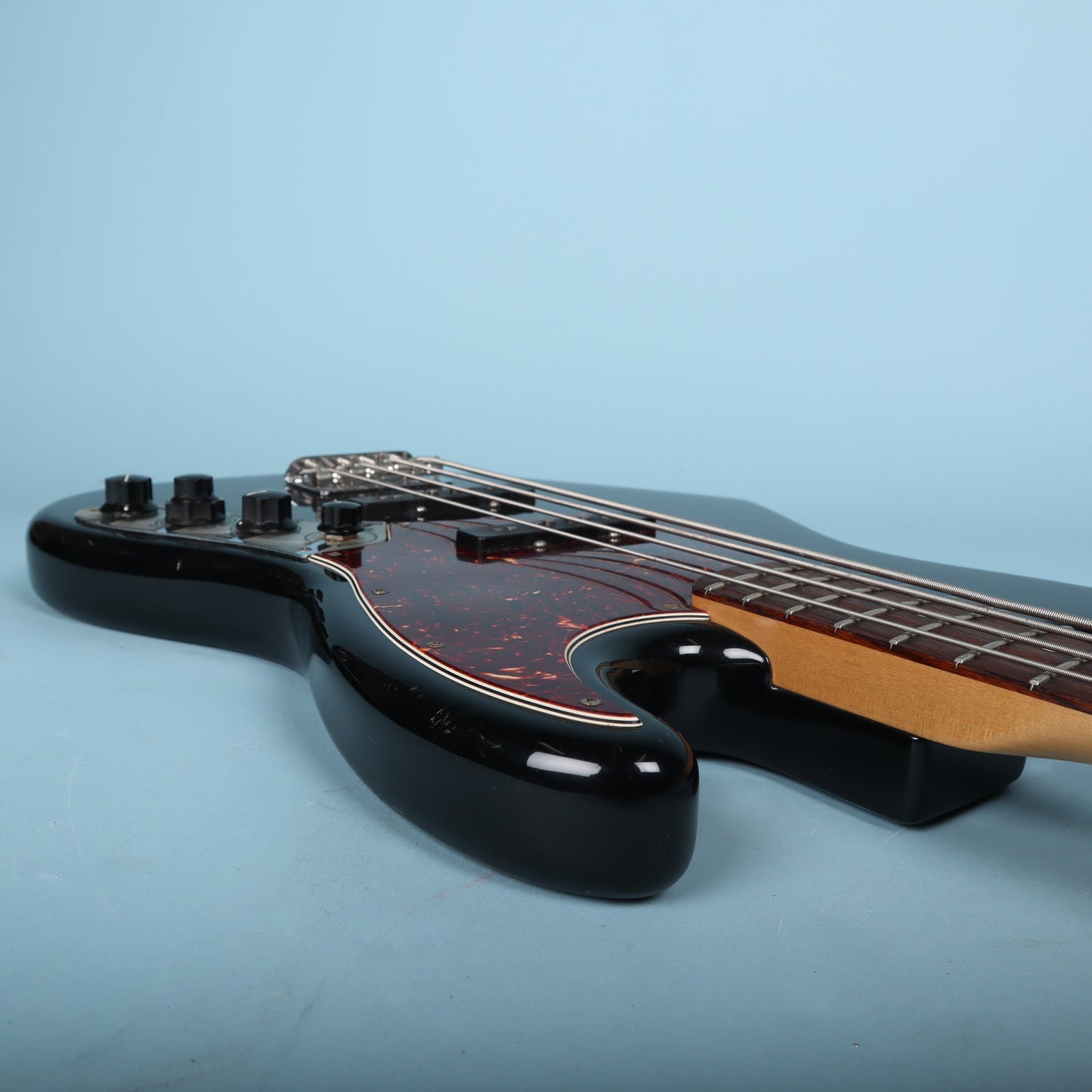 2011 Fender Jazz Bass Deluxe Active Rosewood MIM Guitar