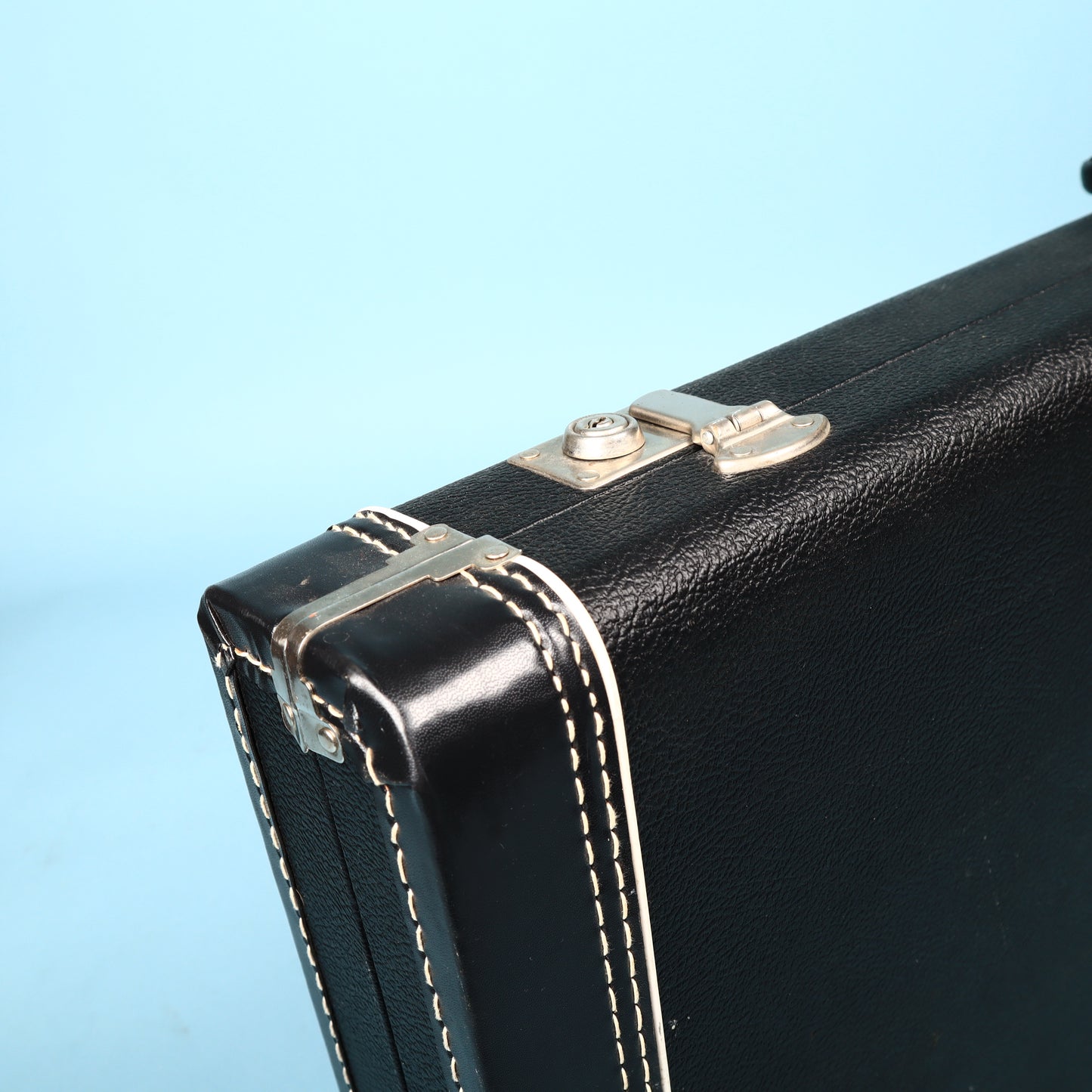 1980s Rickenbacker 620 Hardshell Case Blue Interior