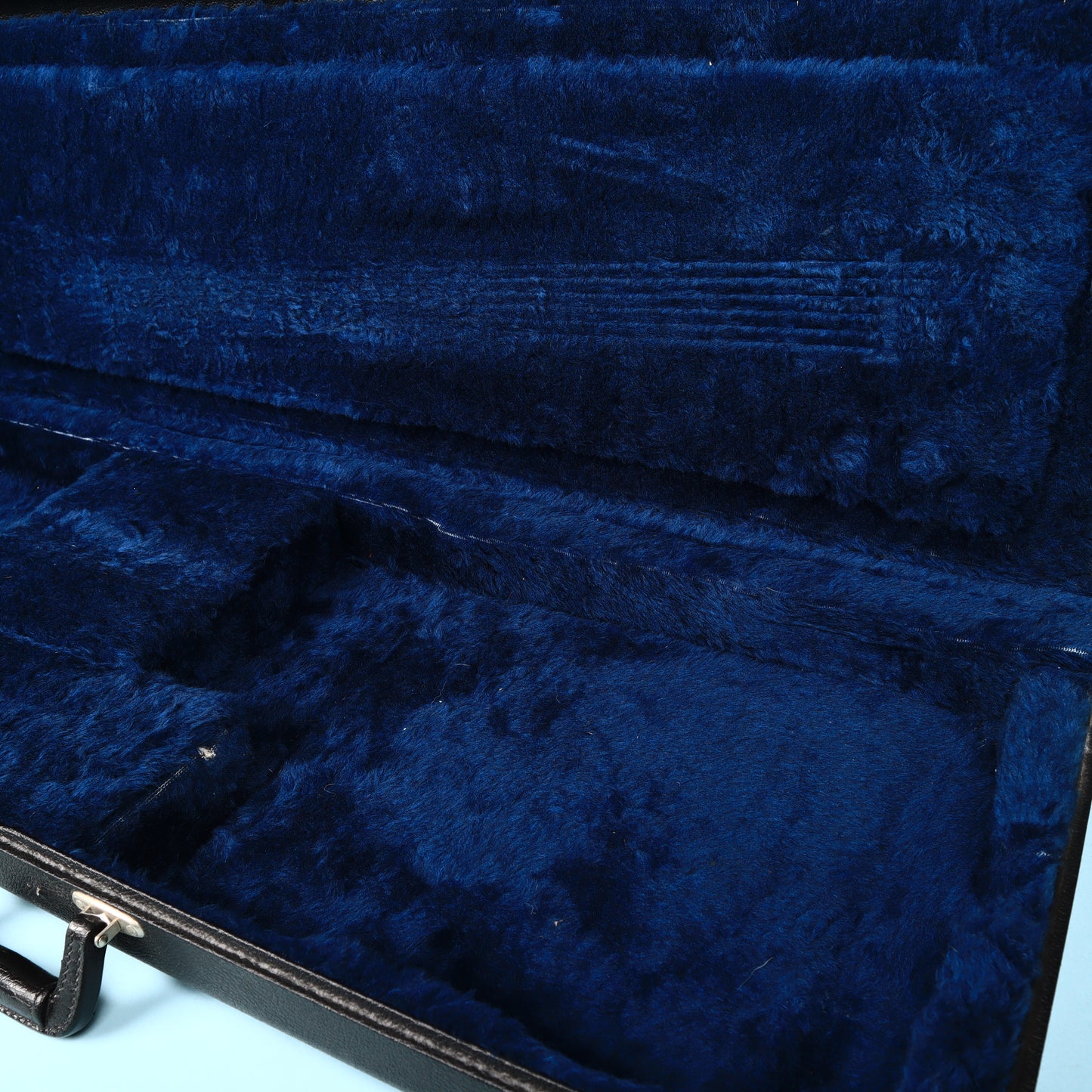 1980s Rickenbacker 620 Hardshell Case Blue Interior