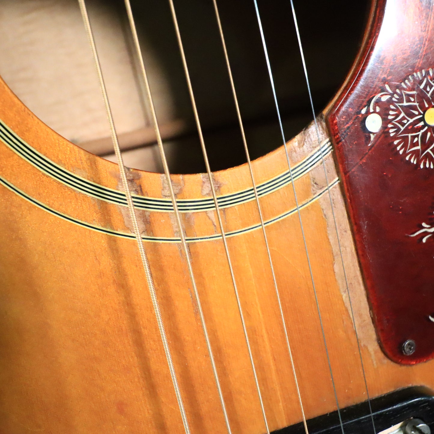 1969 Gibson J-200 (SJ-200) Acoustic – Vintage Sunburst