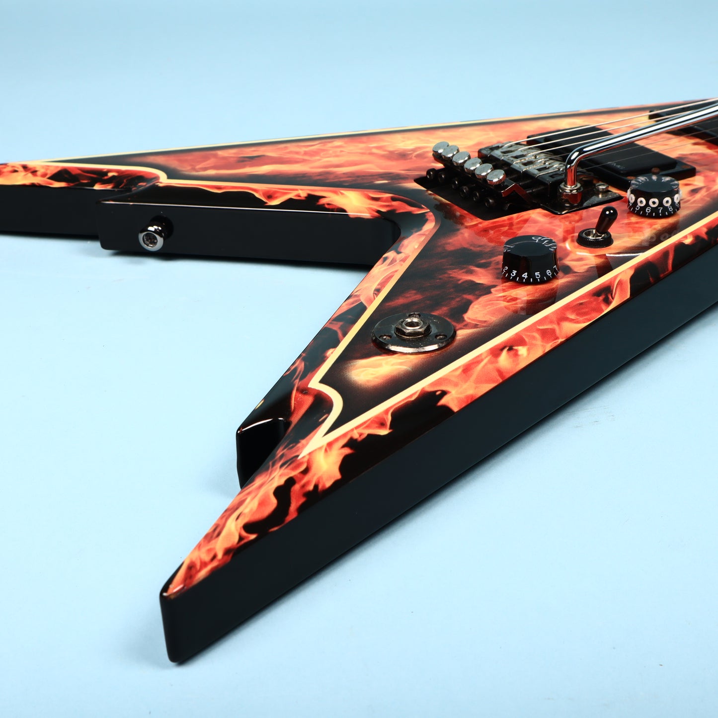 2007 Dean Dimebag Razorback V255 Explosion Guitar