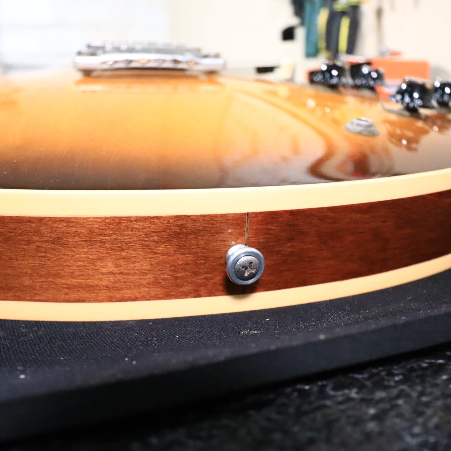 1987 Gibson ES-335 Electric Guitar Semi-Hollow Vintage Sunburst