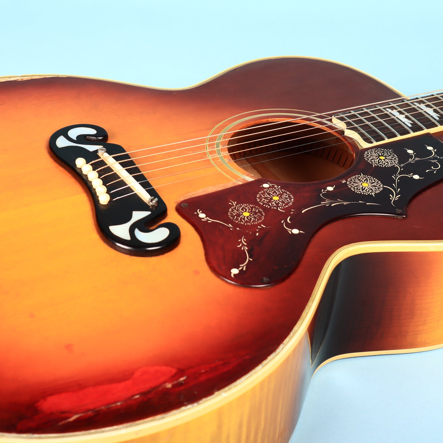 1969 Gibson J-200 (SJ-200) Acoustic – Vintage Sunburst