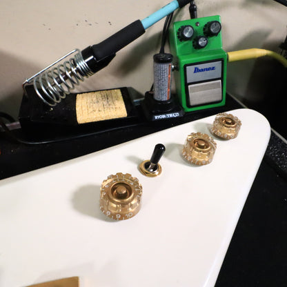 Harmony Flying V White NOS V666GT Electric Guitar  *Excellent Cond*